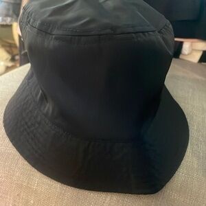 Steve Madden black hat​